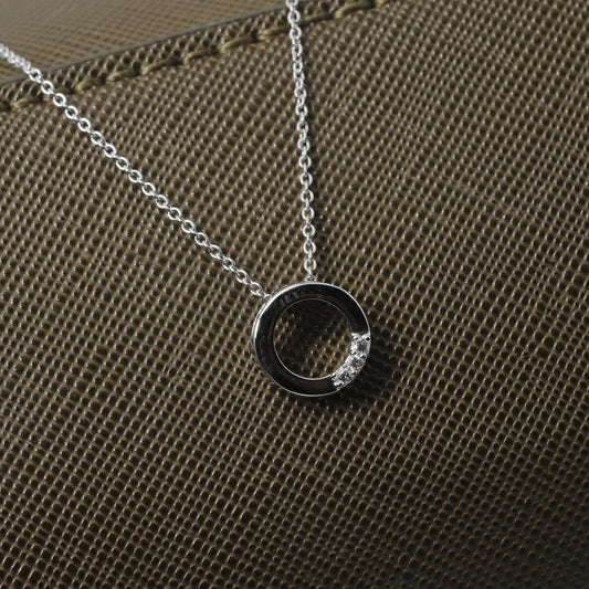 CIRCLE PENDANT NECKLACE - STERLING SILVER
