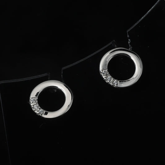 CIRCLE EARRINGS WITH ZIRCONIA STONES - STERLING SILVER