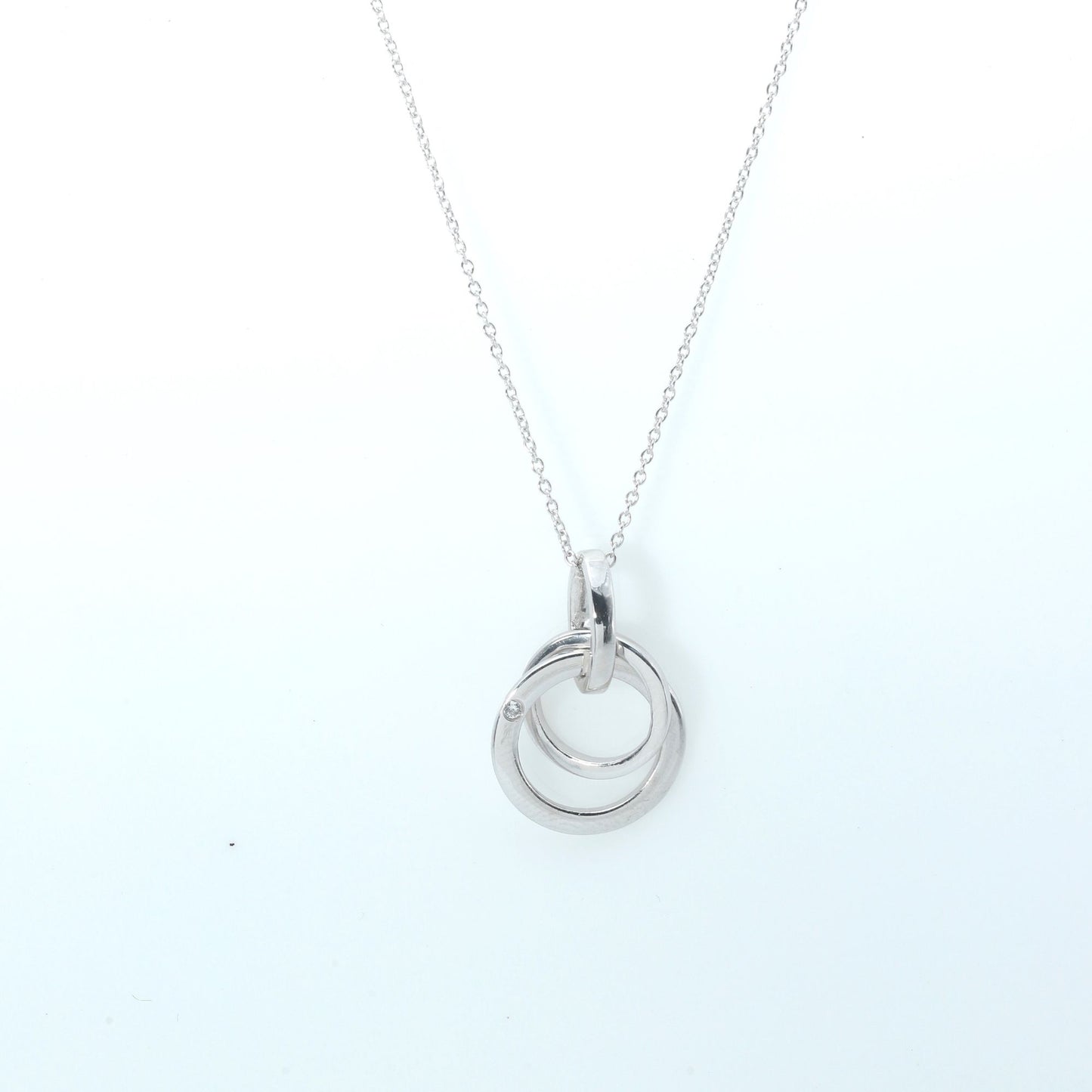 DOUBLE CIRCLE PENDANT NECKLACE - STERLING SILVER