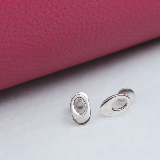 OVAL EARRINGS WITH EMBEDDED STONE IN STERLING SILVER, SMALL