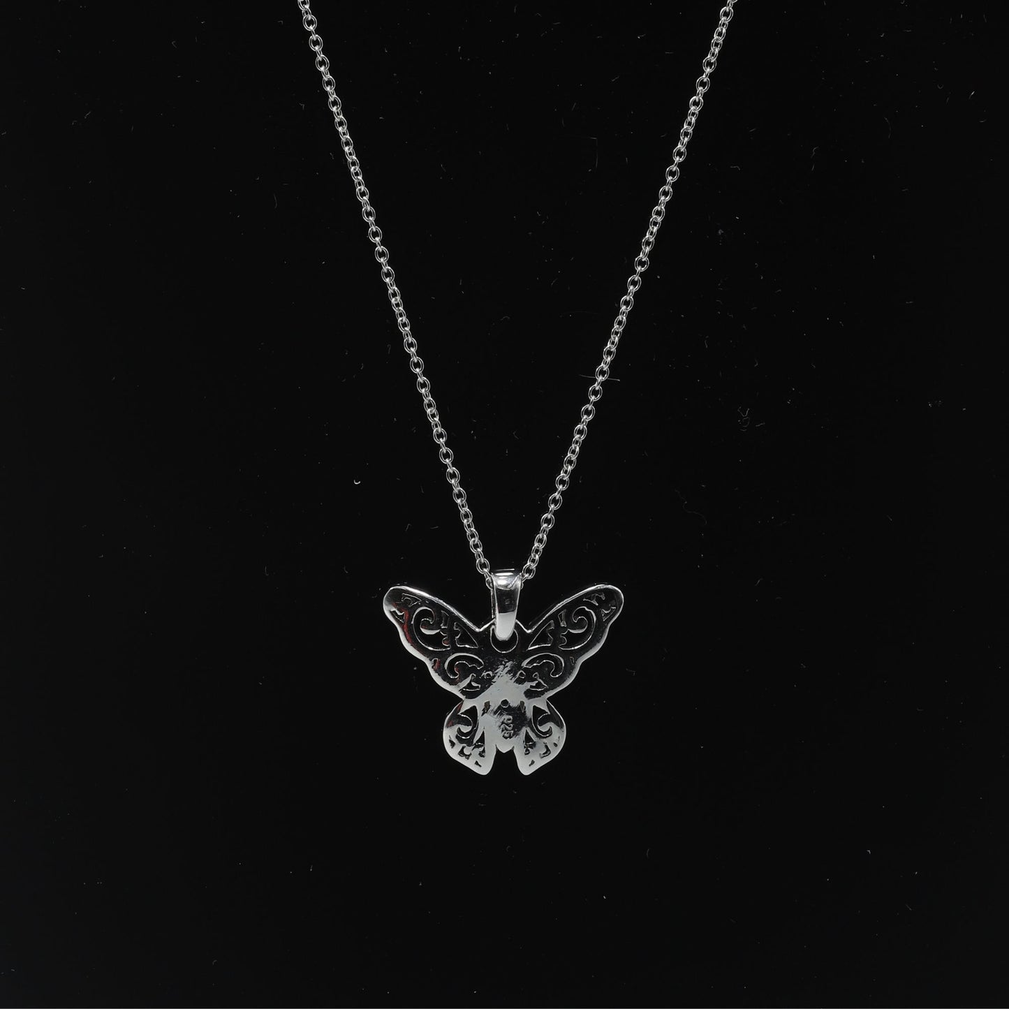 CHARMING BUTTERFLY NECKLACE - STERLING SILVER